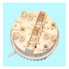 PRESOSTATO 3 NIVELES Foto: 52ZN0010