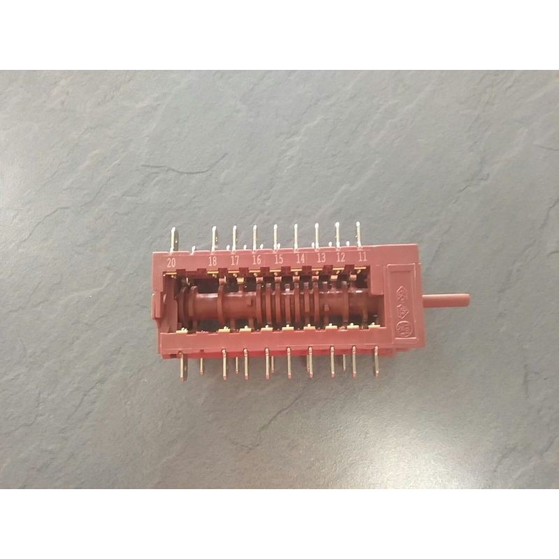 CONMUTADOR 83140141 Foto: 83140141