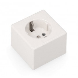 ENCHUFE DE SUPERFICIE Foto: MEL078